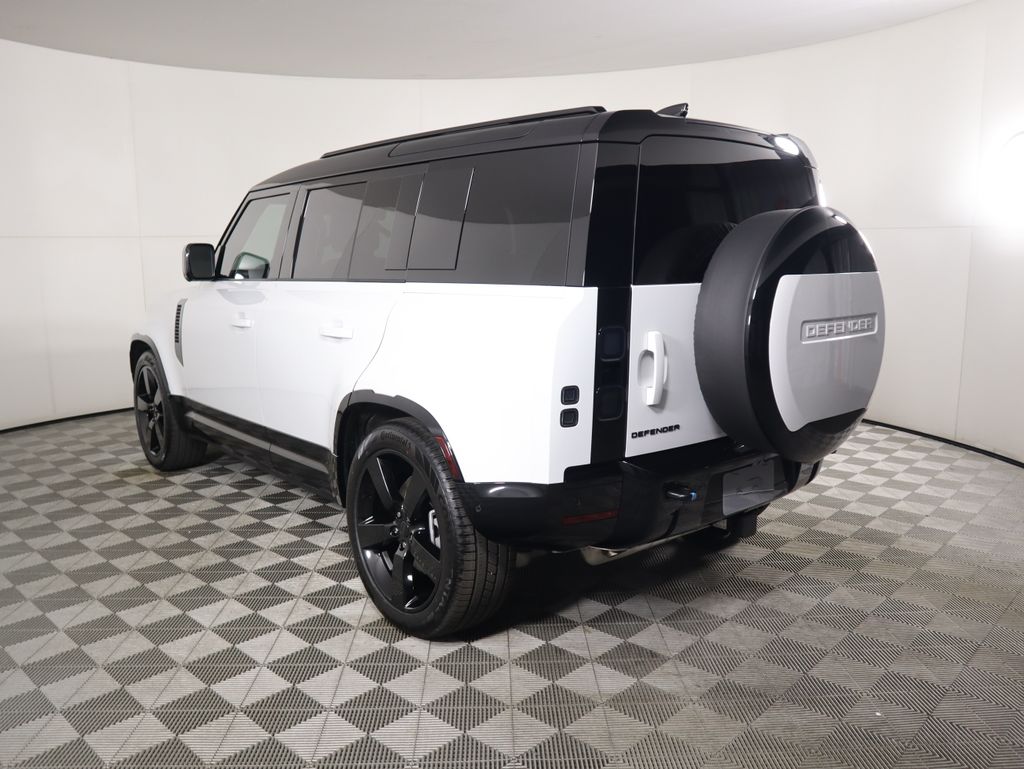 Thumbnail: 2026 Land Rover Defender - 7