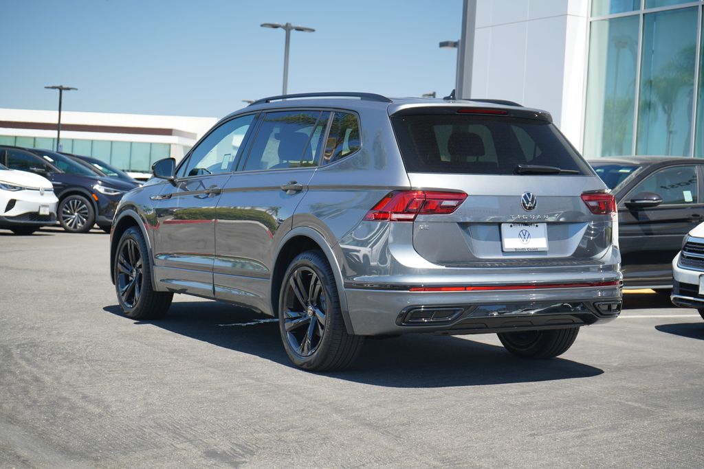 2024 Volkswagen Tiguan 2.0T SE R-Line Black 3