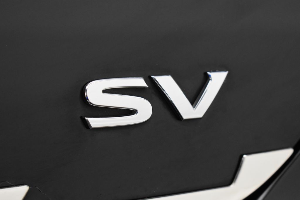 2021 Nissan Kicks SV 9