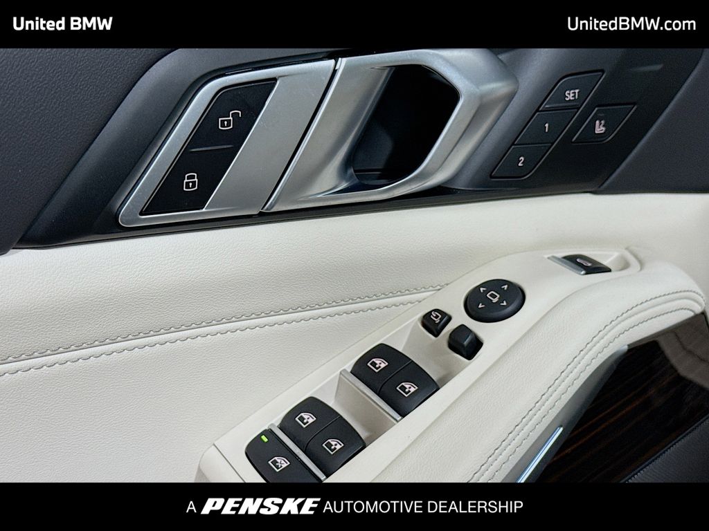 Thumbnail: 2026 BMW X5 - 3