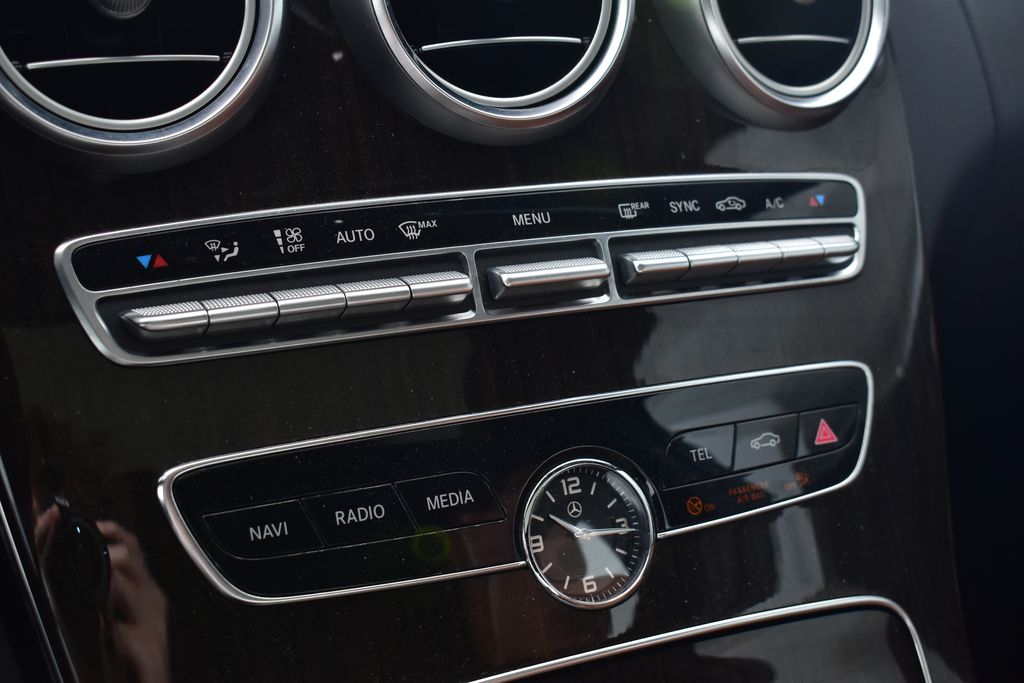 Thumbnail: 2019 Mercedes-Benz C-Class - 21