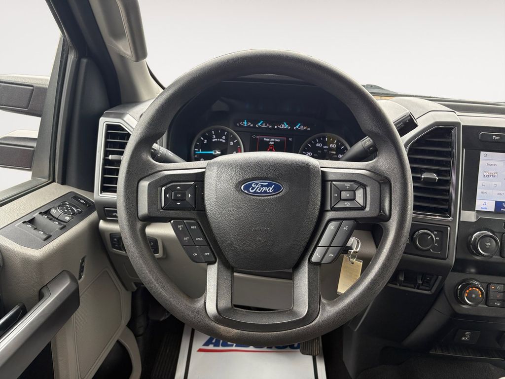 Used Car 2020 Ford F-250sd  Xlt For Sale Under $50,000 In Floresville, Texas