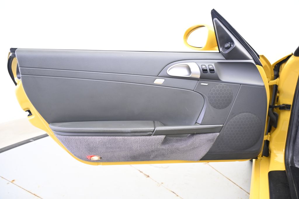 Thumbnail: 2005 Porsche Boxster - 22