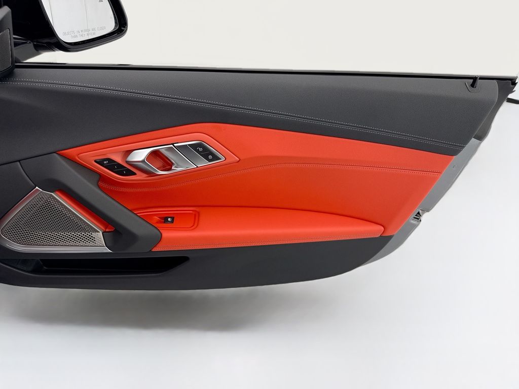 Thumbnail: 2026 BMW Z4 - 23