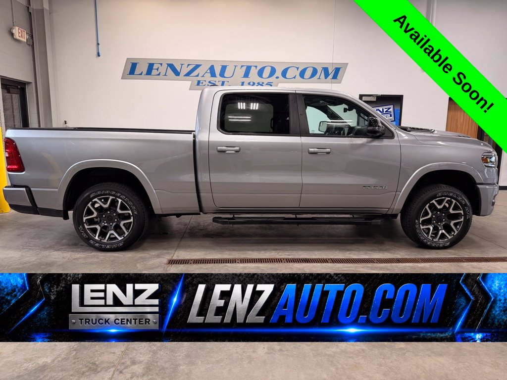  2025 RAM 1500 Laramie Crew Cab 4WD   