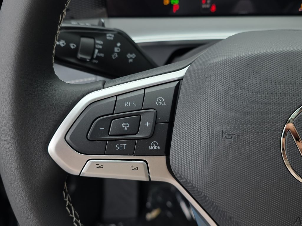 2026 Volkswagen Tiguan 2.0T SE Black at Audi Porsche Sewickley