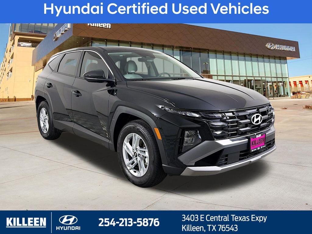 Phantom Black 2025 Hyundai Tucson SUV / Crossover Front-Wheel Drive 8-Speed Automatic