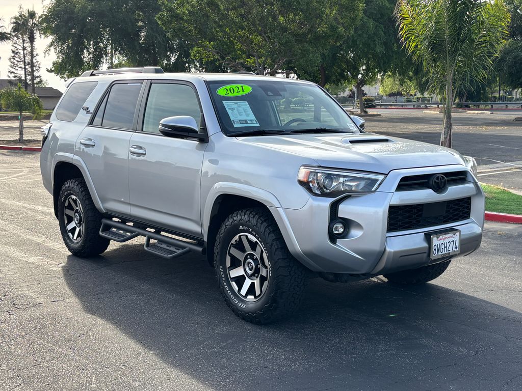Thumbnail: 2021 Toyota 4Runner - 3