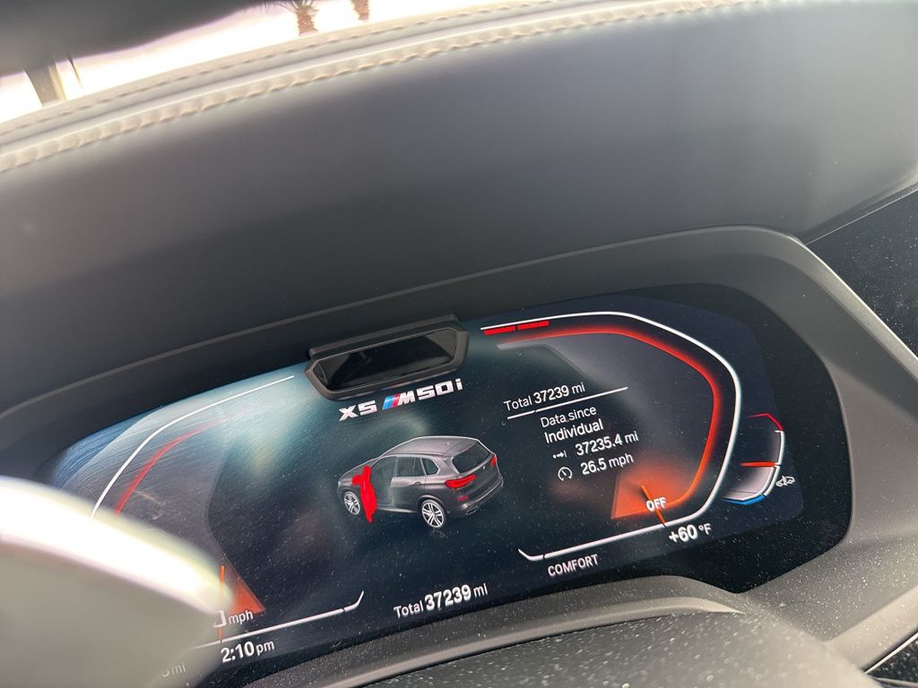 Thumbnail: 2022 BMW X5 - 11