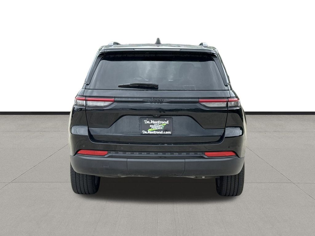 2024 Jeep Grand Cherokee Altitude Black at Bayway Cadillac Southwest