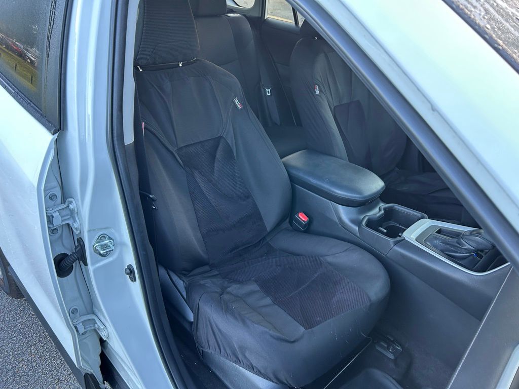 Thumbnail: 2023 Toyota RAV4 - 15