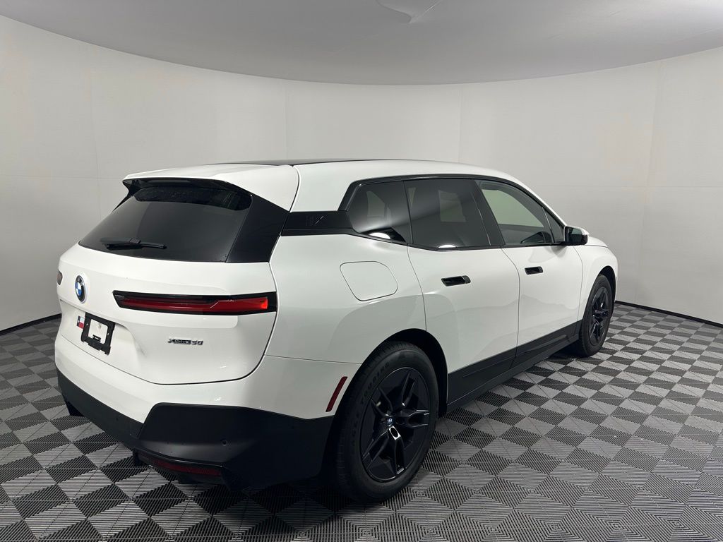 Thumbnail: 2024 BMW iX - 5