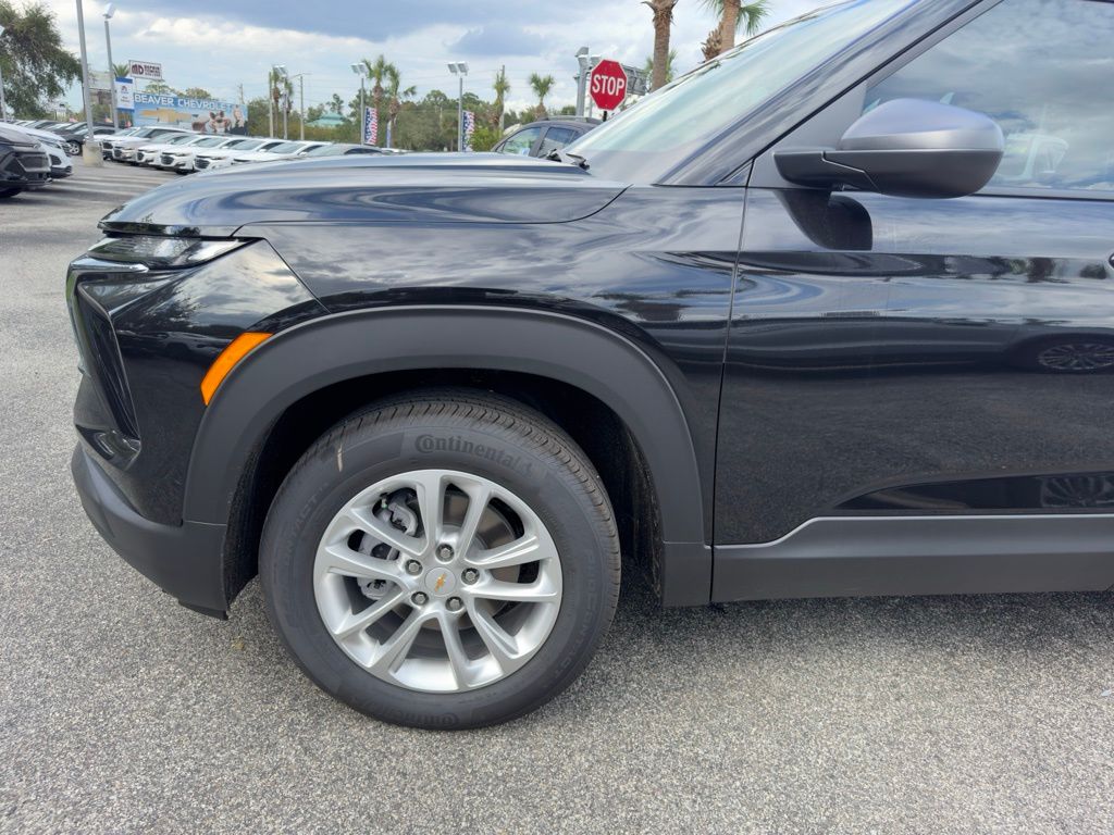 2025 Chevrolet TrailBlazer LS 11