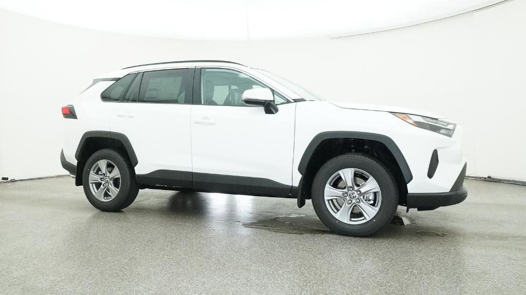Thumbnail: 2025 Toyota RAV4 - 10