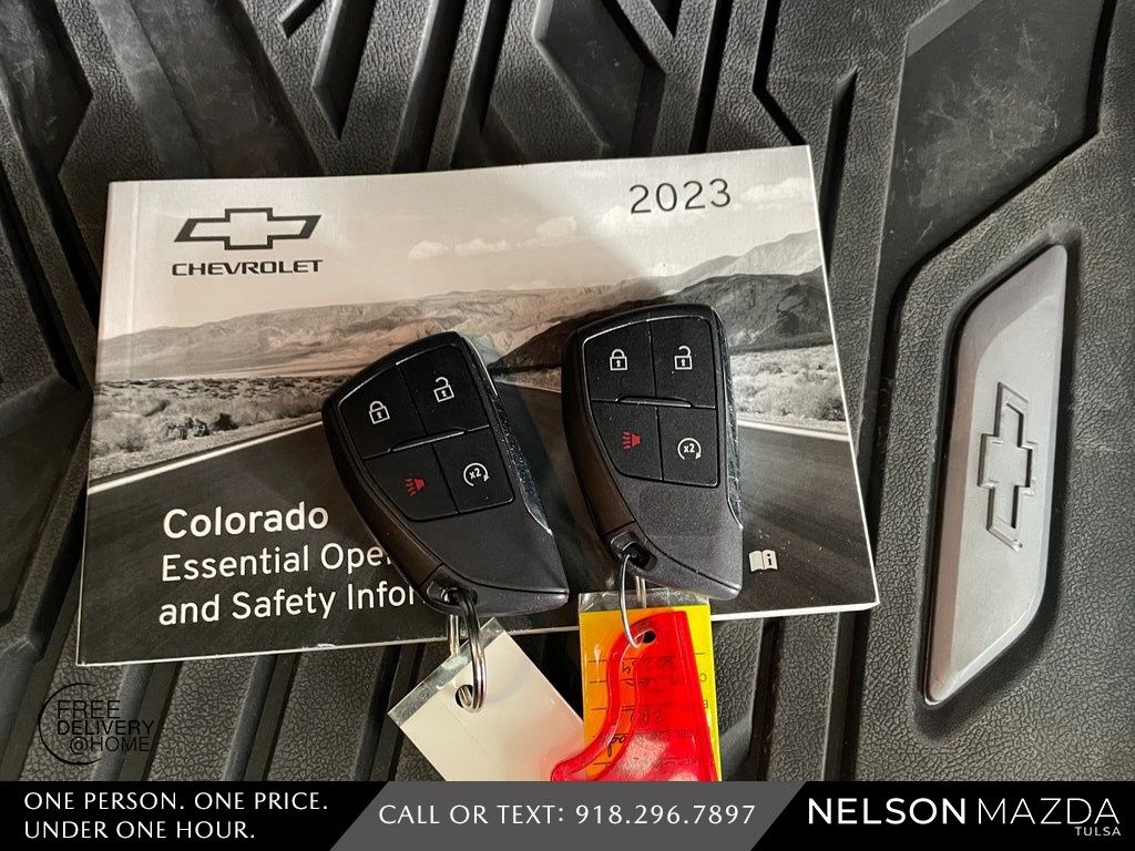 Used 2023 Beige Chevrolet ZR2 image 51