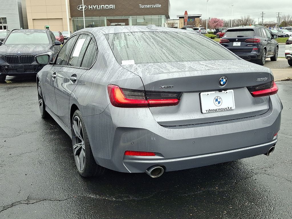 Thumbnail: 2023 BMW 3 Series - 4