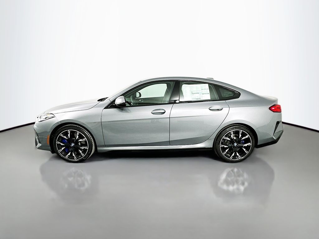 Thumbnail: 2026 BMW 2 Series - 8