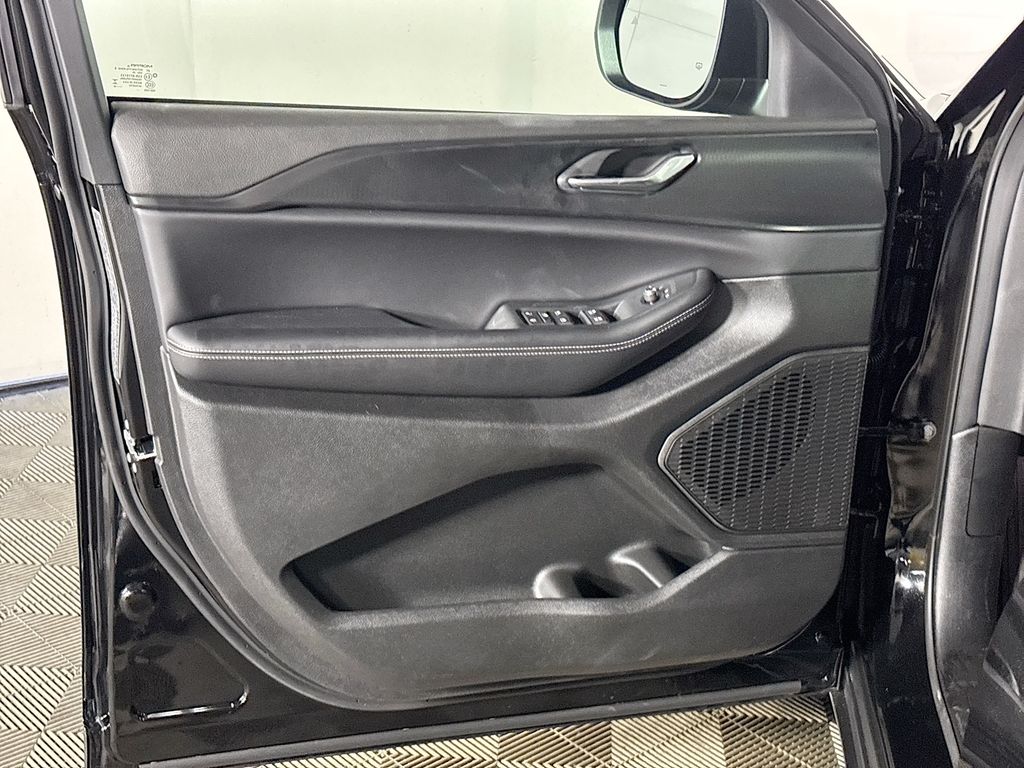 Grand Cherokee L Laredo X