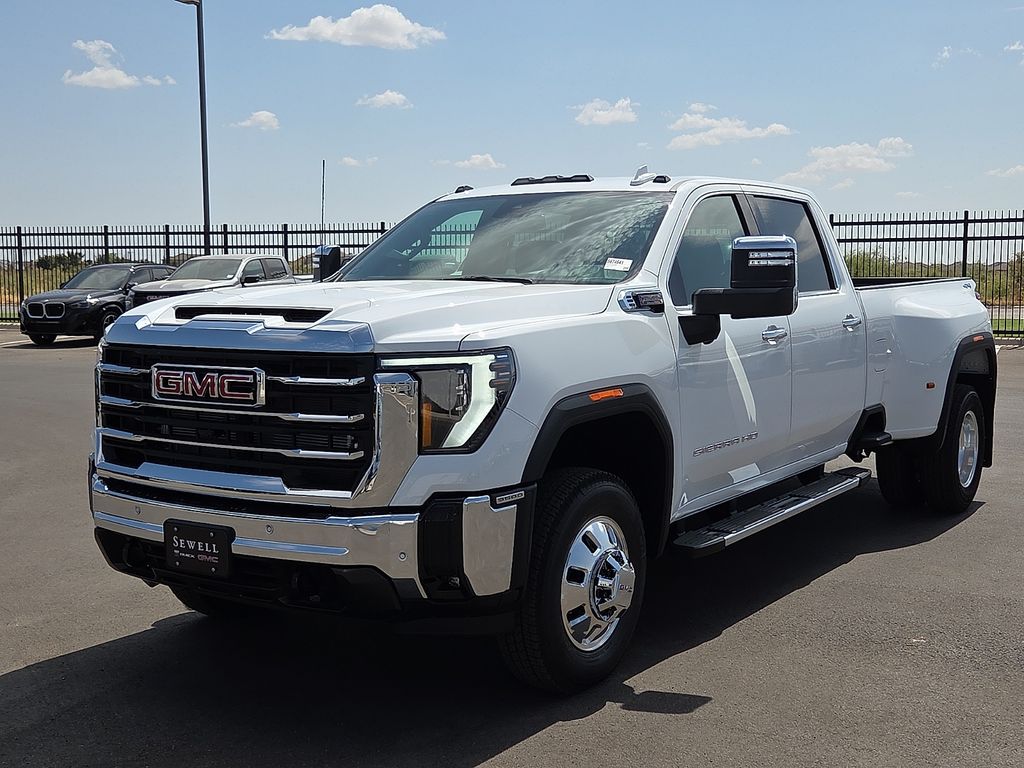 Summit White 2026 GMC Sierra 3500HD Pickup Truck Four-Wheel Drive Automatic