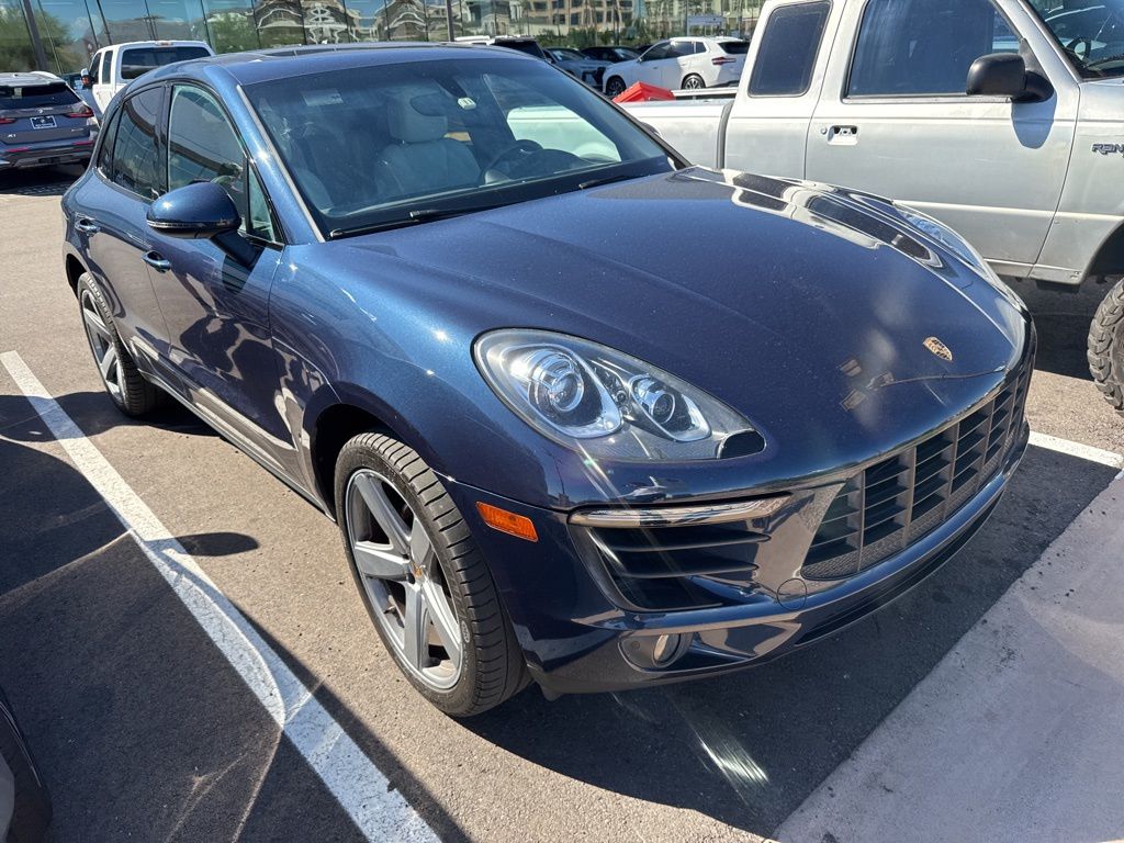 Thumbnail: 2016 Porsche Macan - 26
