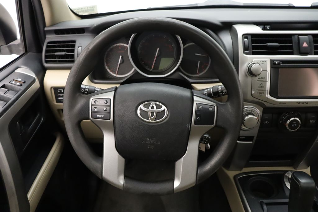 2013 Toyota 4Runner SR5 23