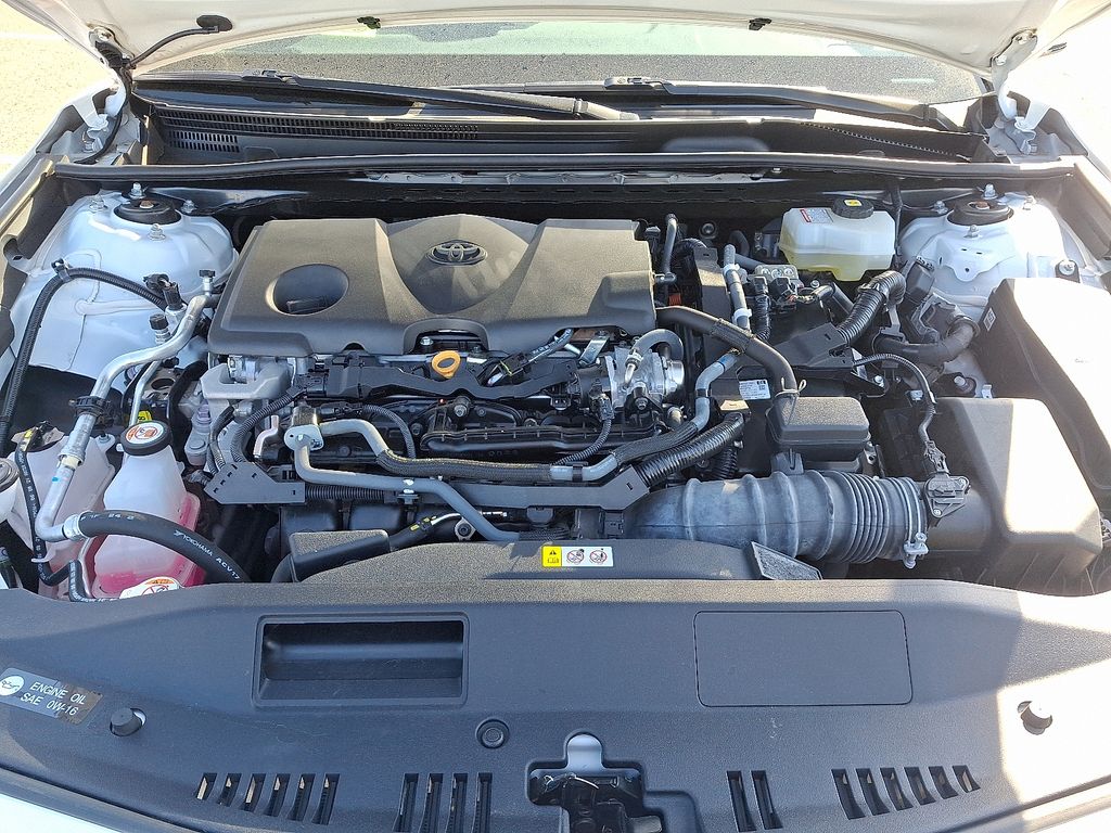 2022 Toyota Camry LE 27
