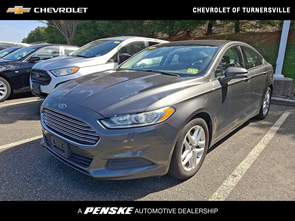 2015 Ford Fusion SE -
                  Turnersville, NJ