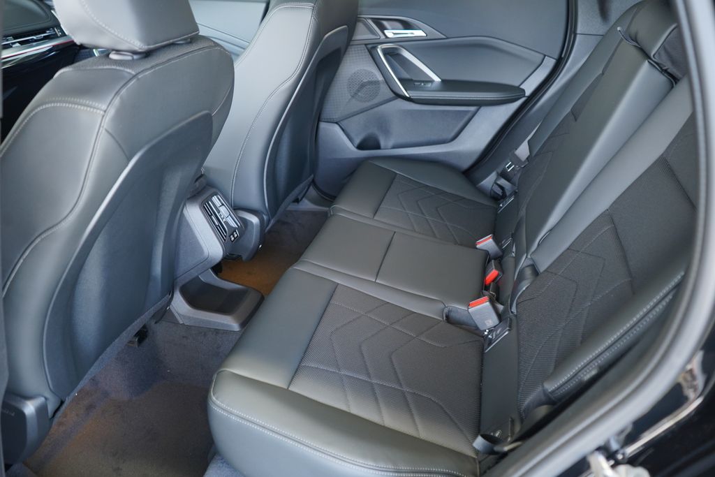 Thumbnail: 2026 BMW X1 - 20