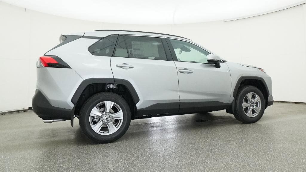 Thumbnail: 2025 Toyota RAV4 - 19