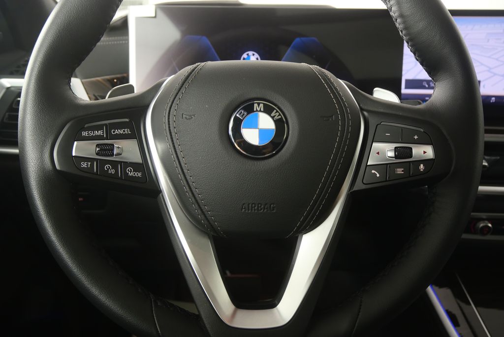 Thumbnail: 2026 BMW X5 - 16