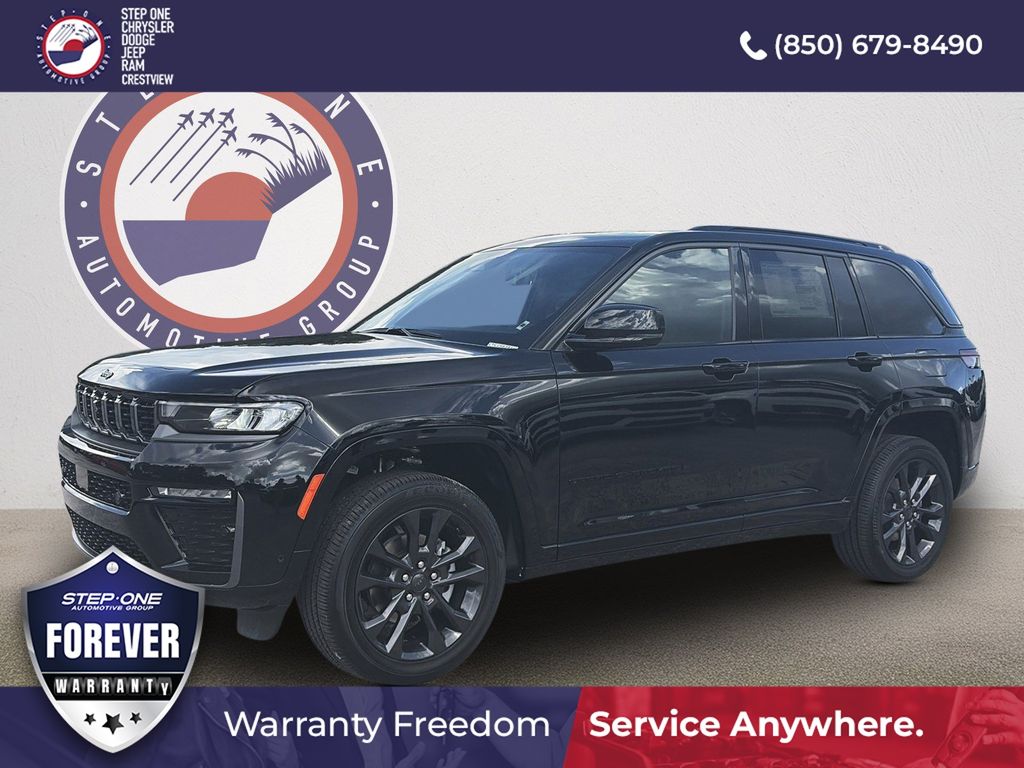 Diamond Black Crystal Pearlcoat 2026 Jeep Grand Cherokee SUV / Crossover Four-Wheel Drive 8-Speed Automatic