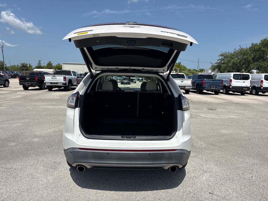 Used 2016 White Ford Titanium image 28