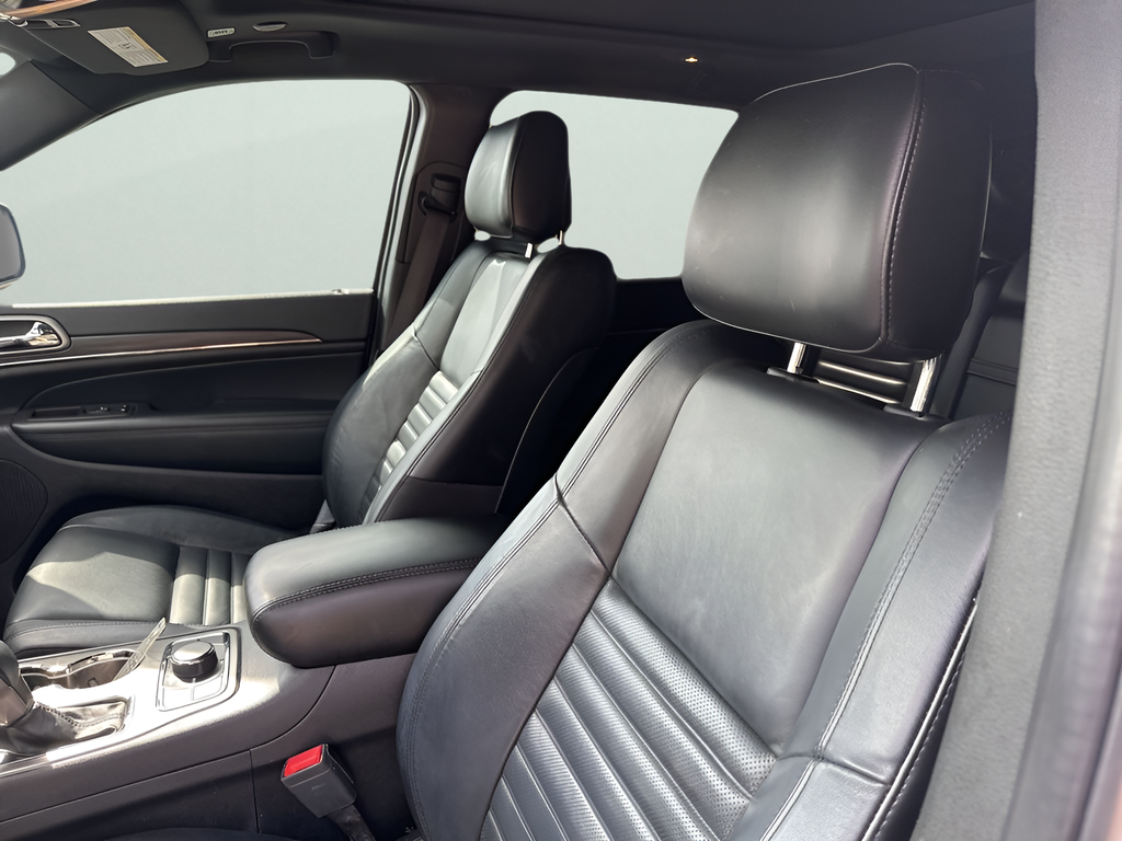 Used Car 2021 Jeep Grand Cherokee  Limited X For Sale Under $30,000 In Austin, Texas