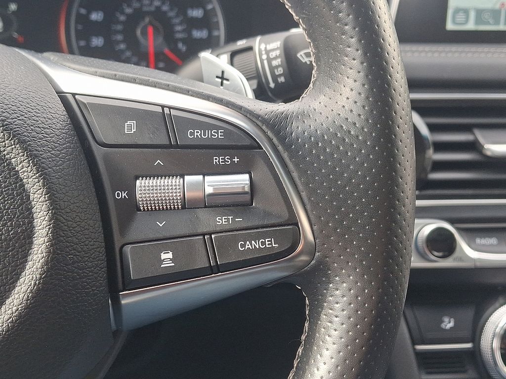 Thumbnail: 2021 Genesis G70 - 23