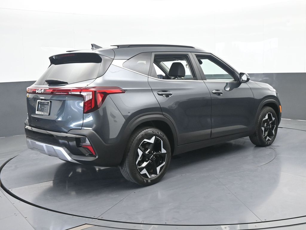 Used 2024 Gravity Gray Kia EX image 6