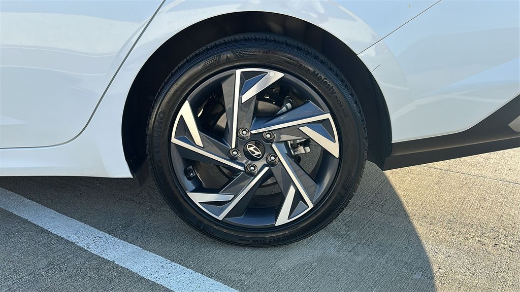 2024 Hyundai Elantra Limited White at Community Toyota