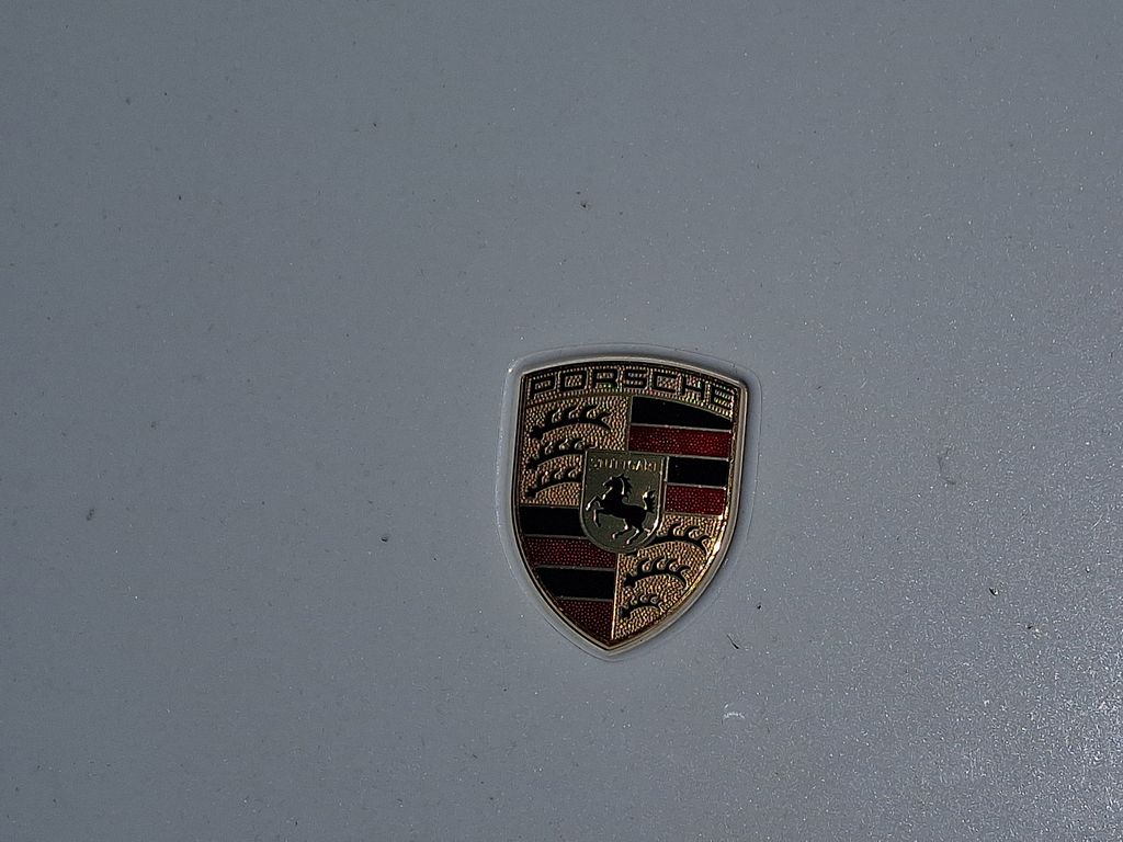 Thumbnail: 2015 Porsche 911 - 28