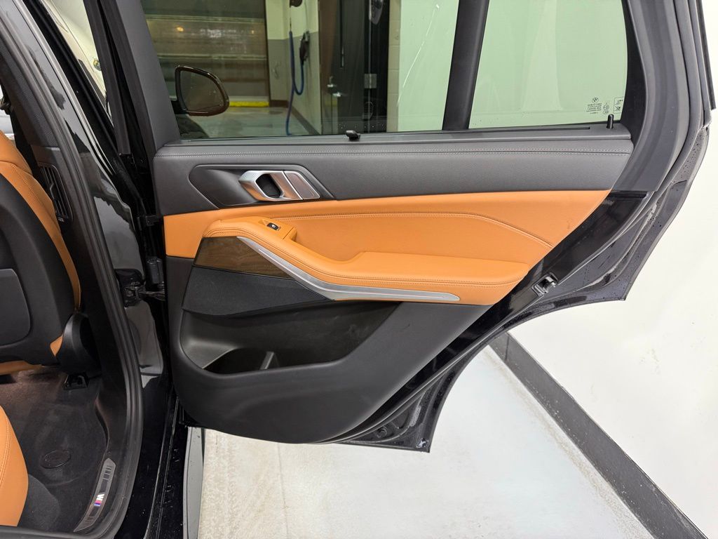 2022 BMW X5 xDrive40i 26