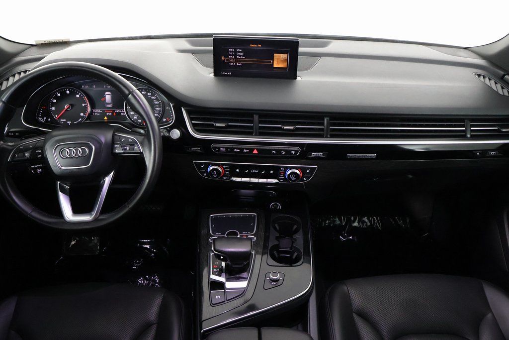 Thumbnail: 2017 Audi Q7 - 8