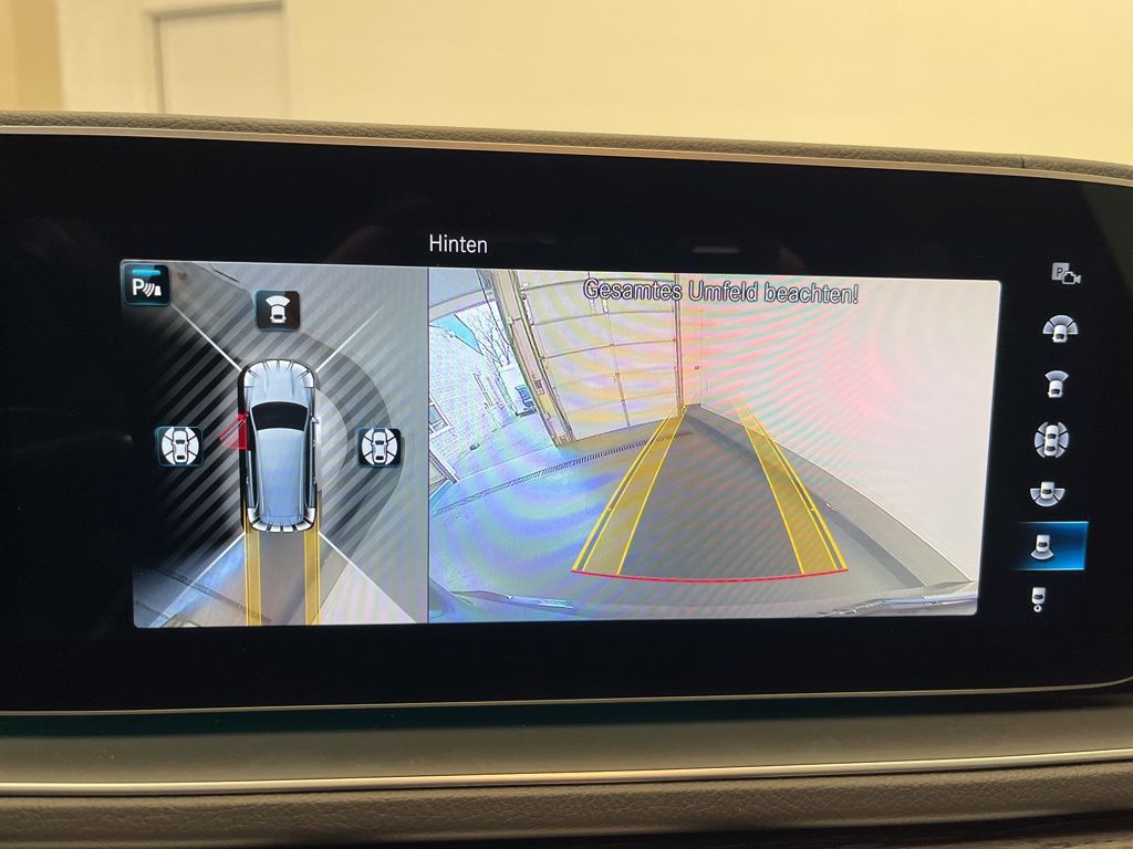 Thumbnail: 2022 Mercedes-Benz GLS - 19