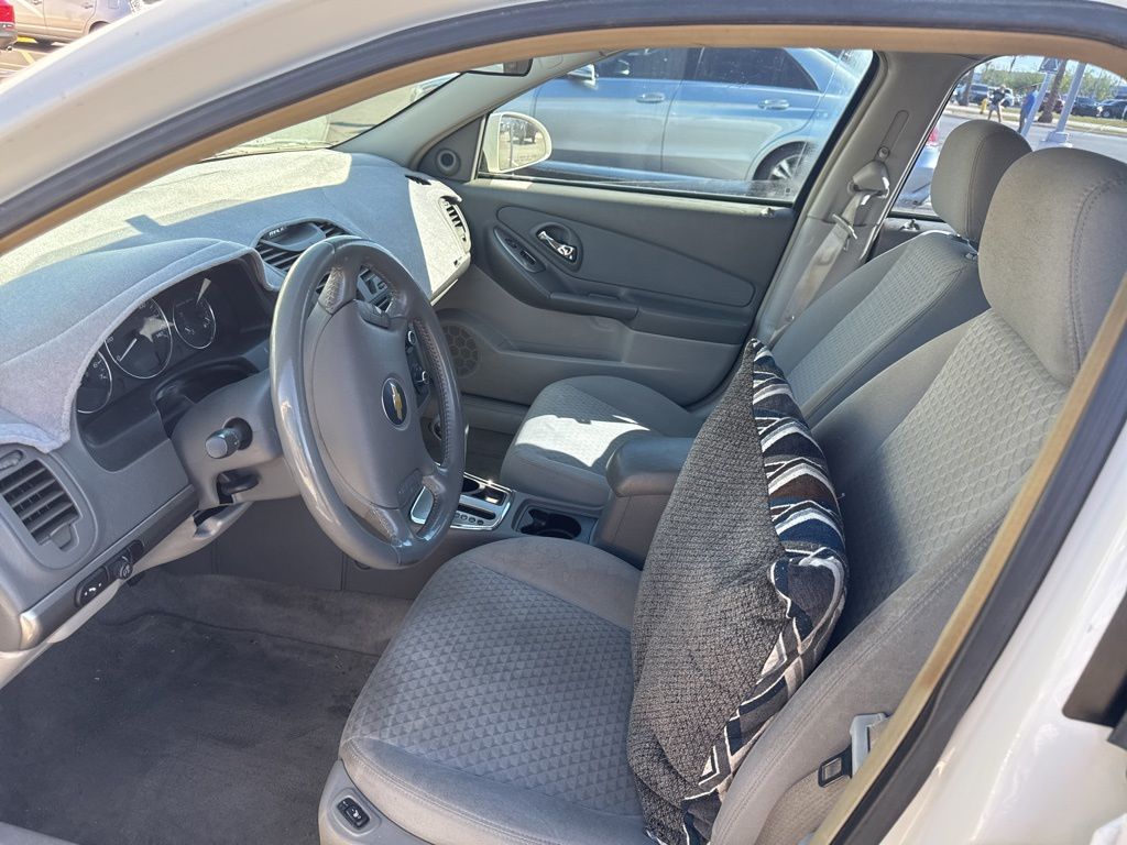 Thumbnail: 2006 Chevrolet Malibu - 9