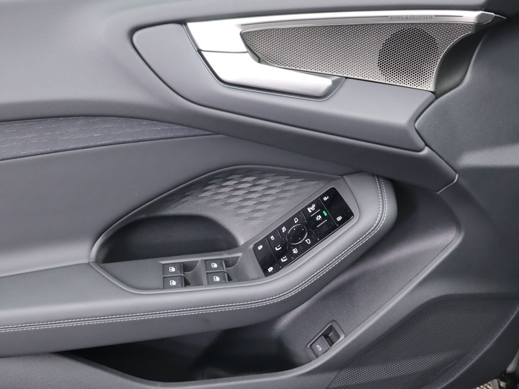 Thumbnail: 2025 Audi A5 - 25