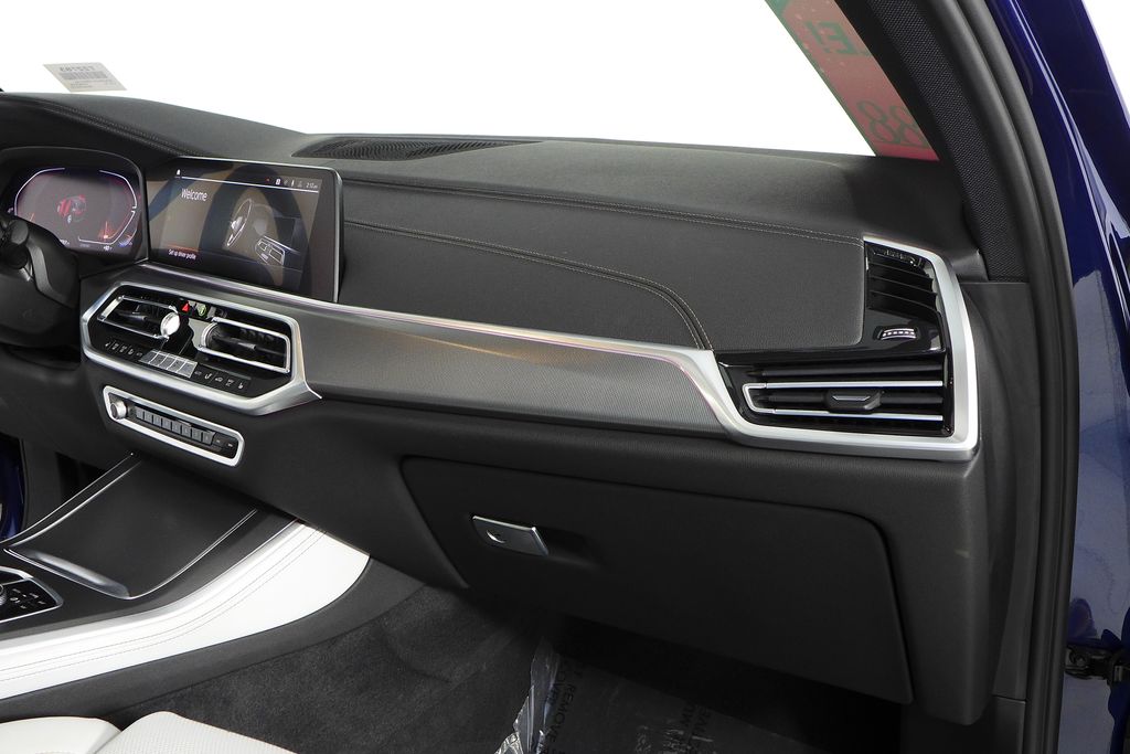 Thumbnail: 2023 BMW X5 - 14