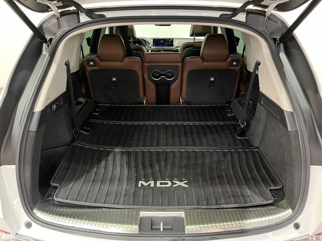 2023 Acura MDX Advance