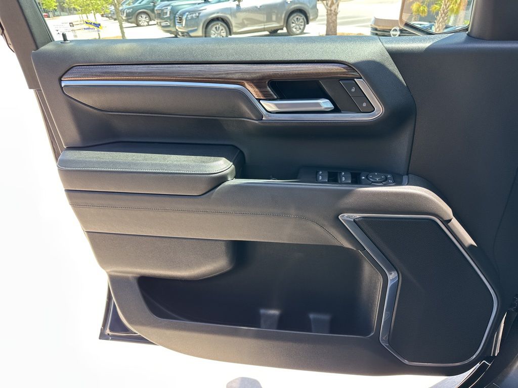 2023 Dark Ash Metallic Chevrolet Silverado 1500 LT 4X4 Truck
