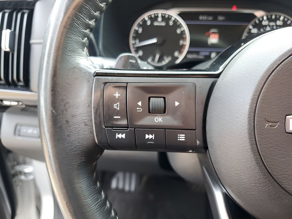 Used Car 2022 Nissan Pathfinder  Sv For Sale Under $25,000 In Austin, Texas