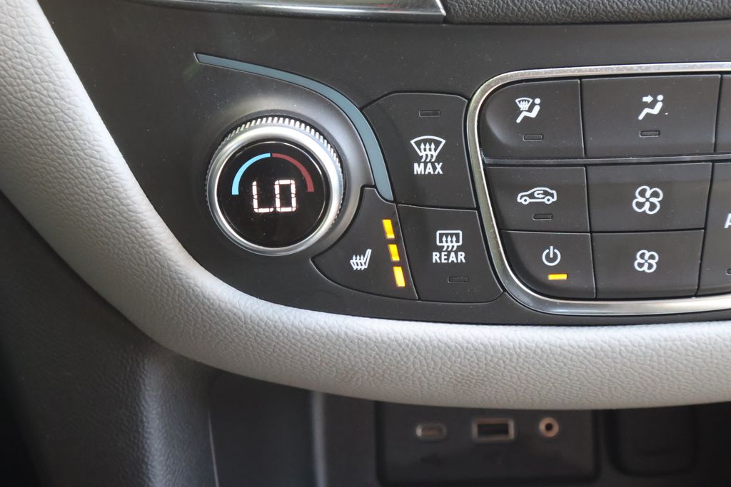 2023 Chevrolet Equinox LT 18