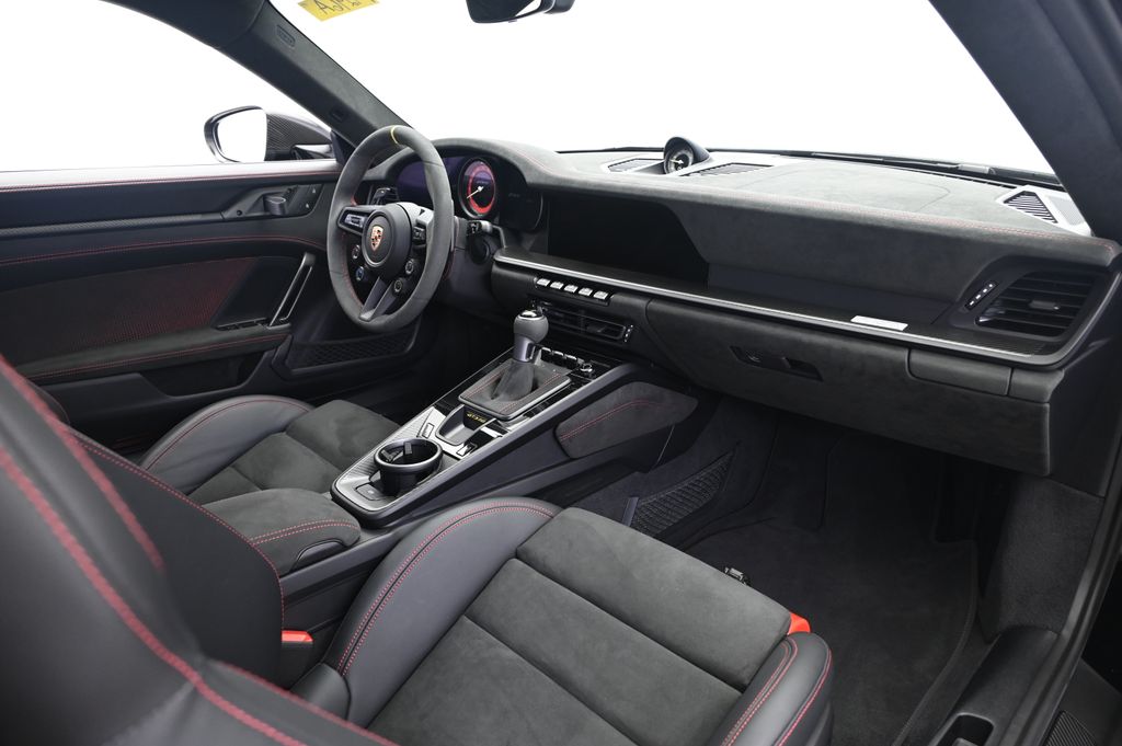 Thumbnail: 2024 Porsche 911 - 17