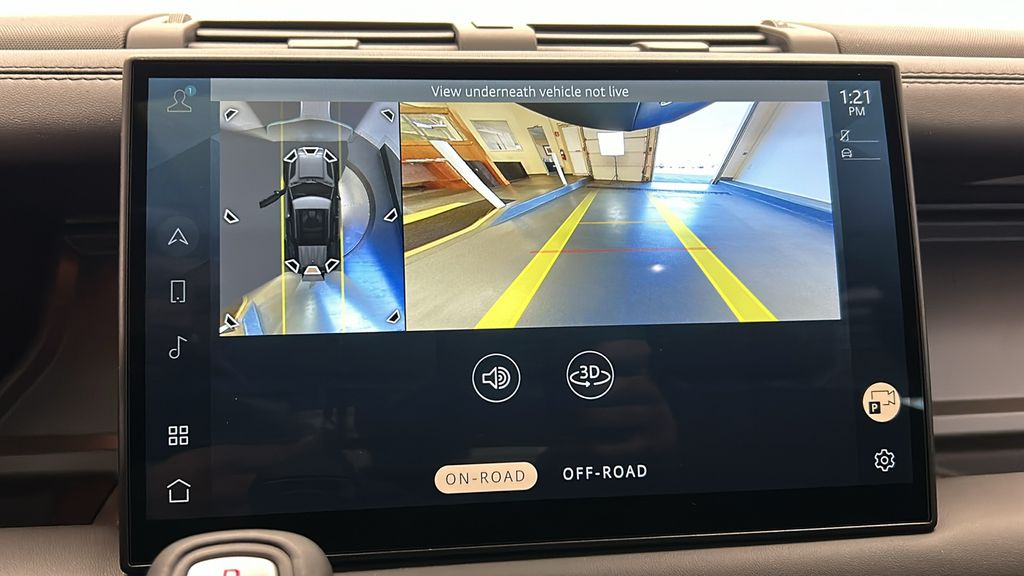 Thumbnail: 2025 Land Rover Defender - 18