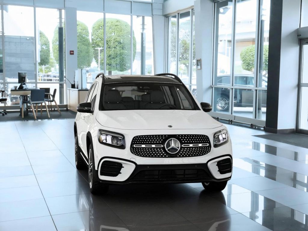Thumbnail: 2026 Mercedes-Benz GLB - 8